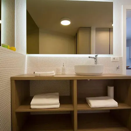 فيلة Sunset Paradise, Getaway In Private Oasis Lovište