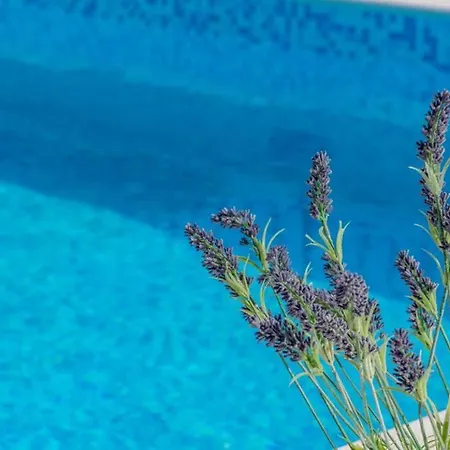 Sunset Paradise, Getaway In Private Oasis Villa Lovište