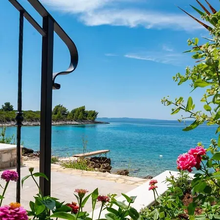 Sunset Paradise, Getaway In Private Oasis *
