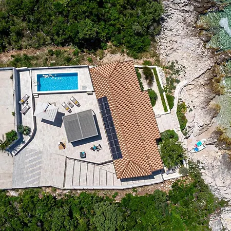 Sunset Paradise, Getaway In Private Oasis Lovište